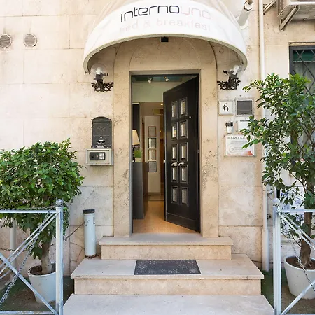 Internouno Гостевой дом Рим