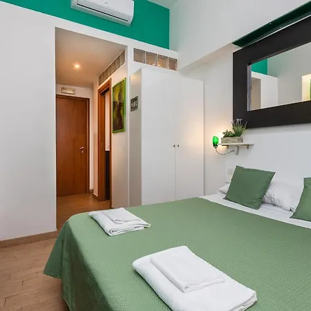 Internouno Guest house 2*